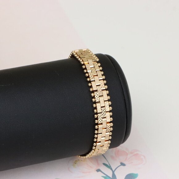 "Elegant Rose Gold Chain Bracelet with Textured Brick Pattern, XPBL1128 - Picture 2 of 12